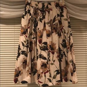 Zara Floral midi skirt